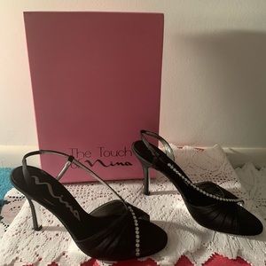 The Touch of Nina Gallery 2 silver royal heel shoe